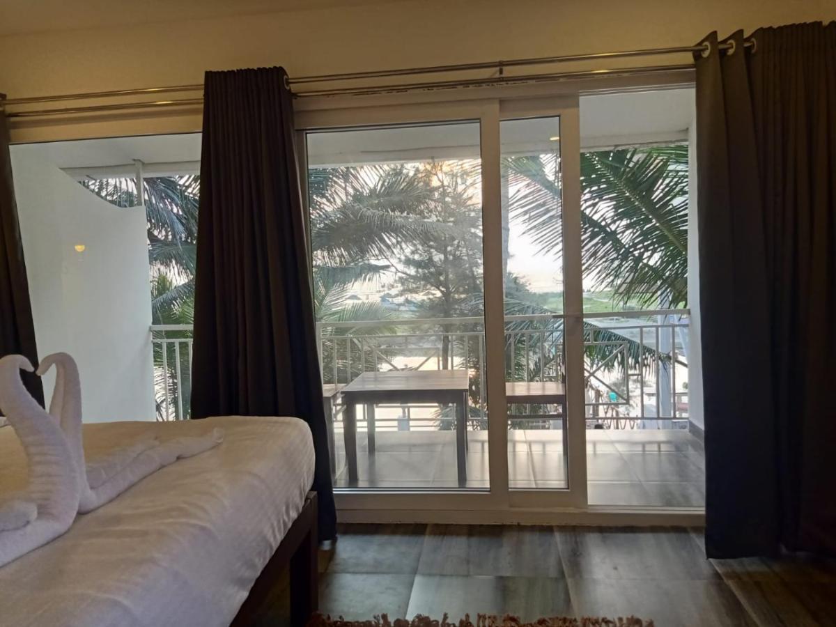 Chique Shanti Resort Mandrem Exterior photo
