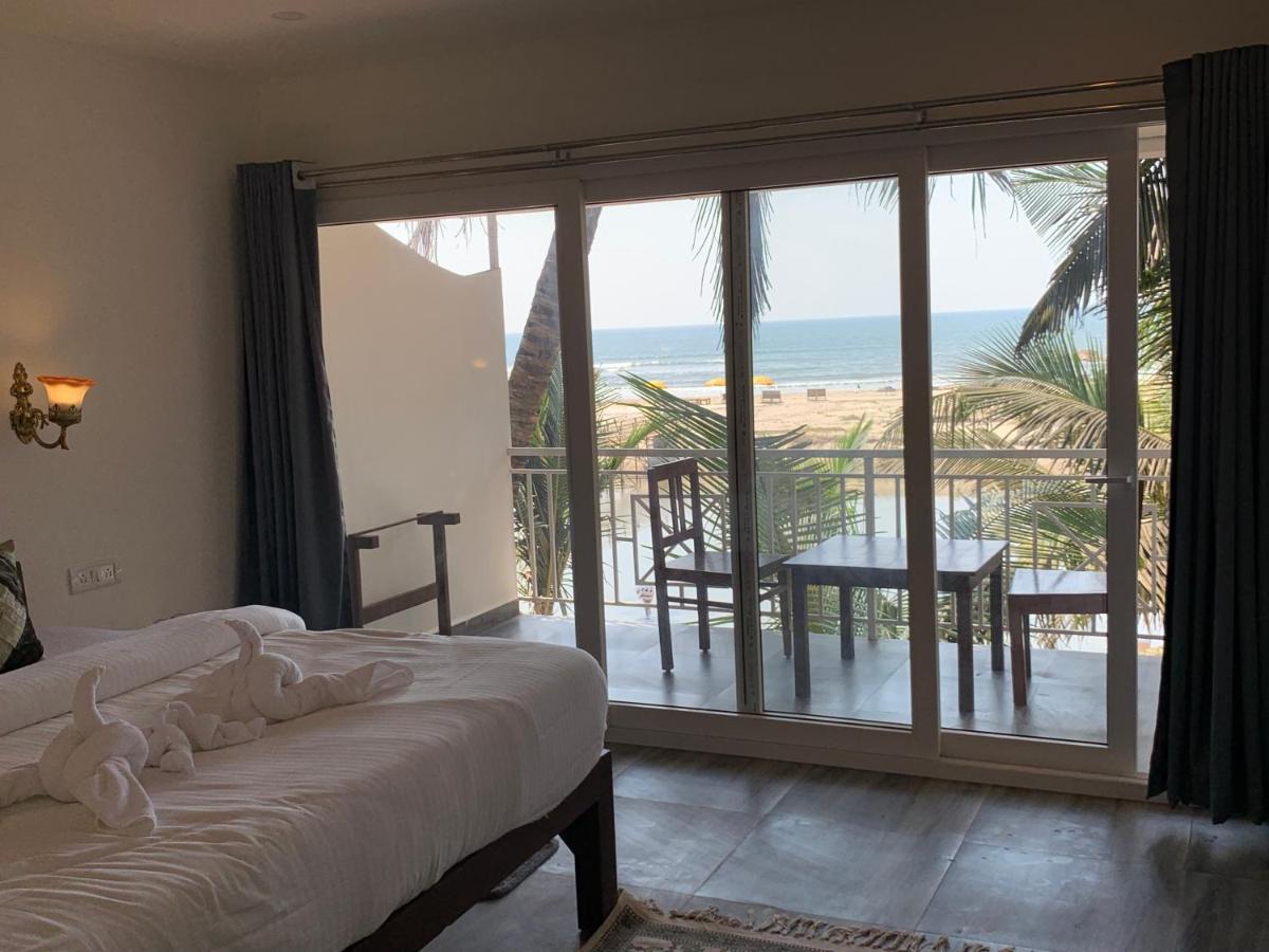 Chique Shanti Resort Mandrem Exterior photo